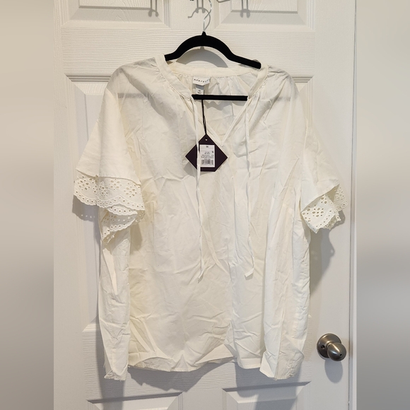 Ava & Viv Tops - Ava & Viv Cream Eyelet Sleeve Blouse